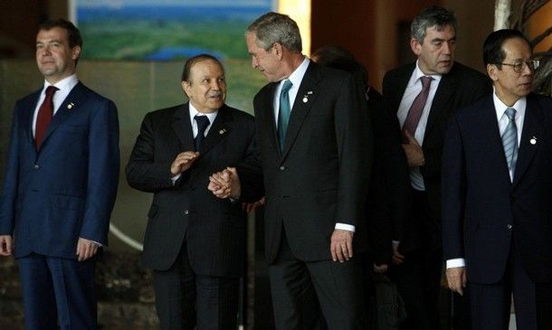 rencontre bouteflika hollande